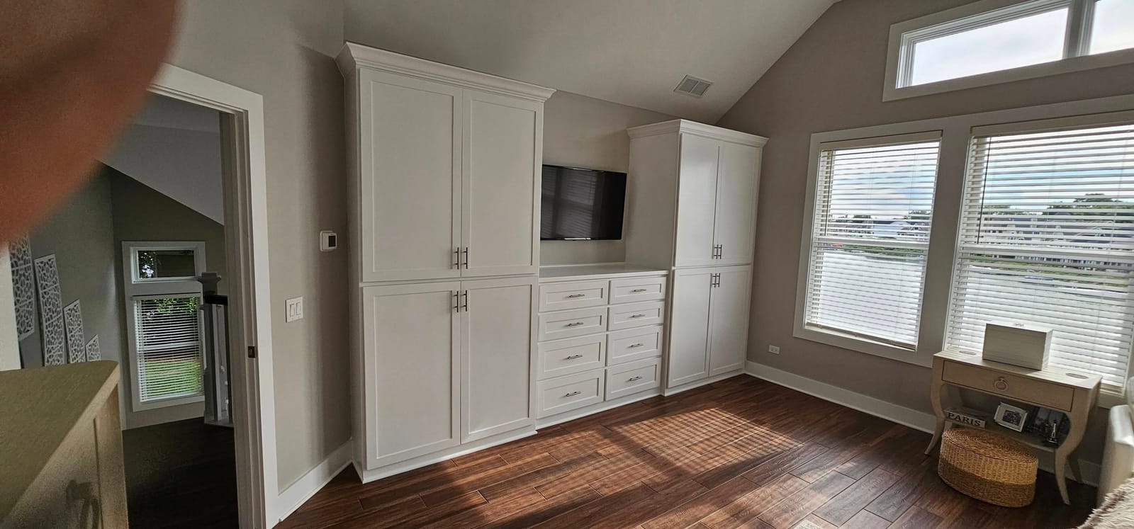 Floor-to-Ceiling Storage Cabinetry & Drawers